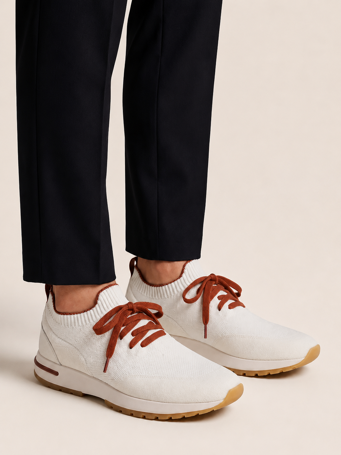 White Mistral Runner