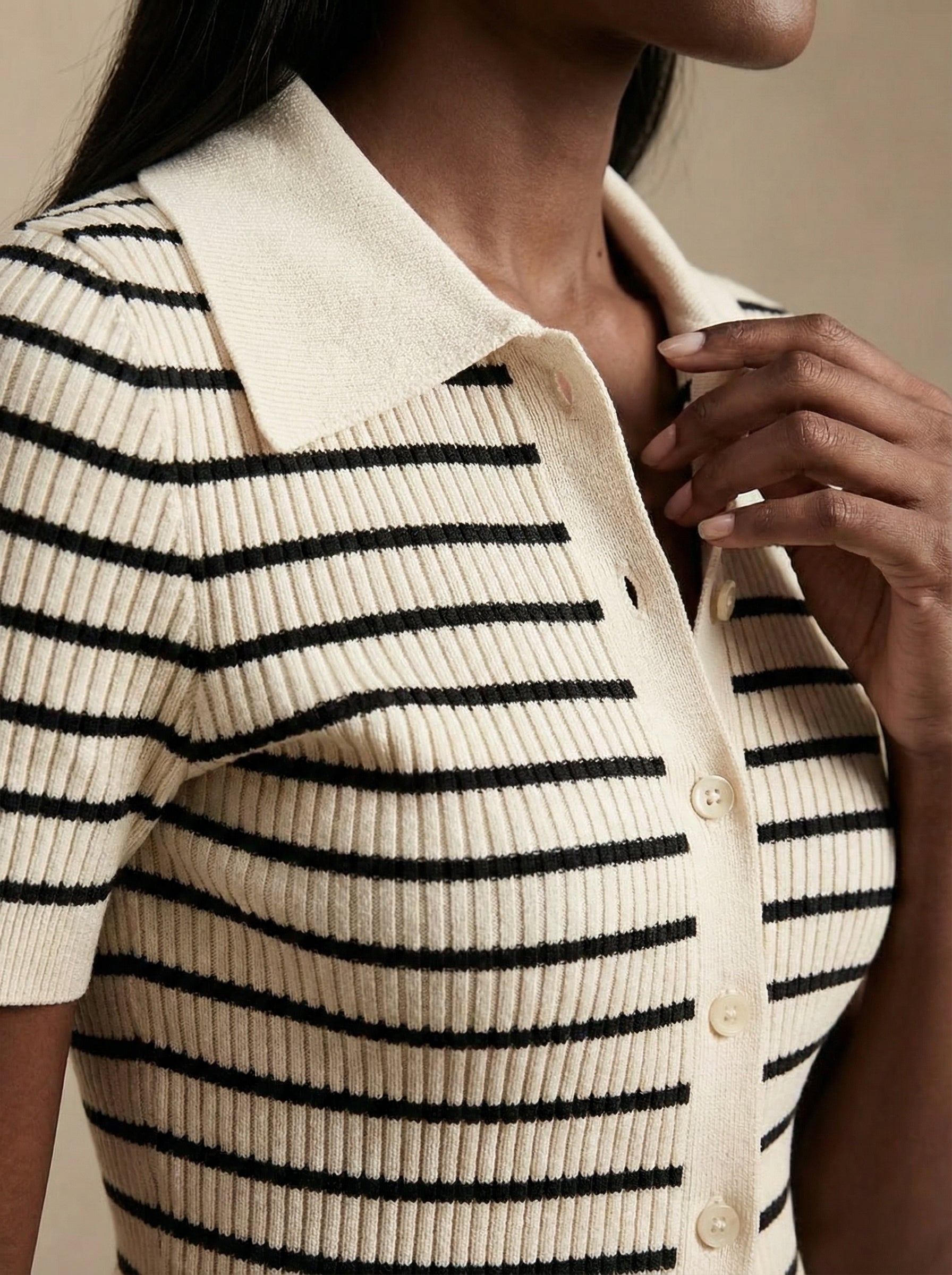 Women Beige-Black Lightweight Polo Cardigan