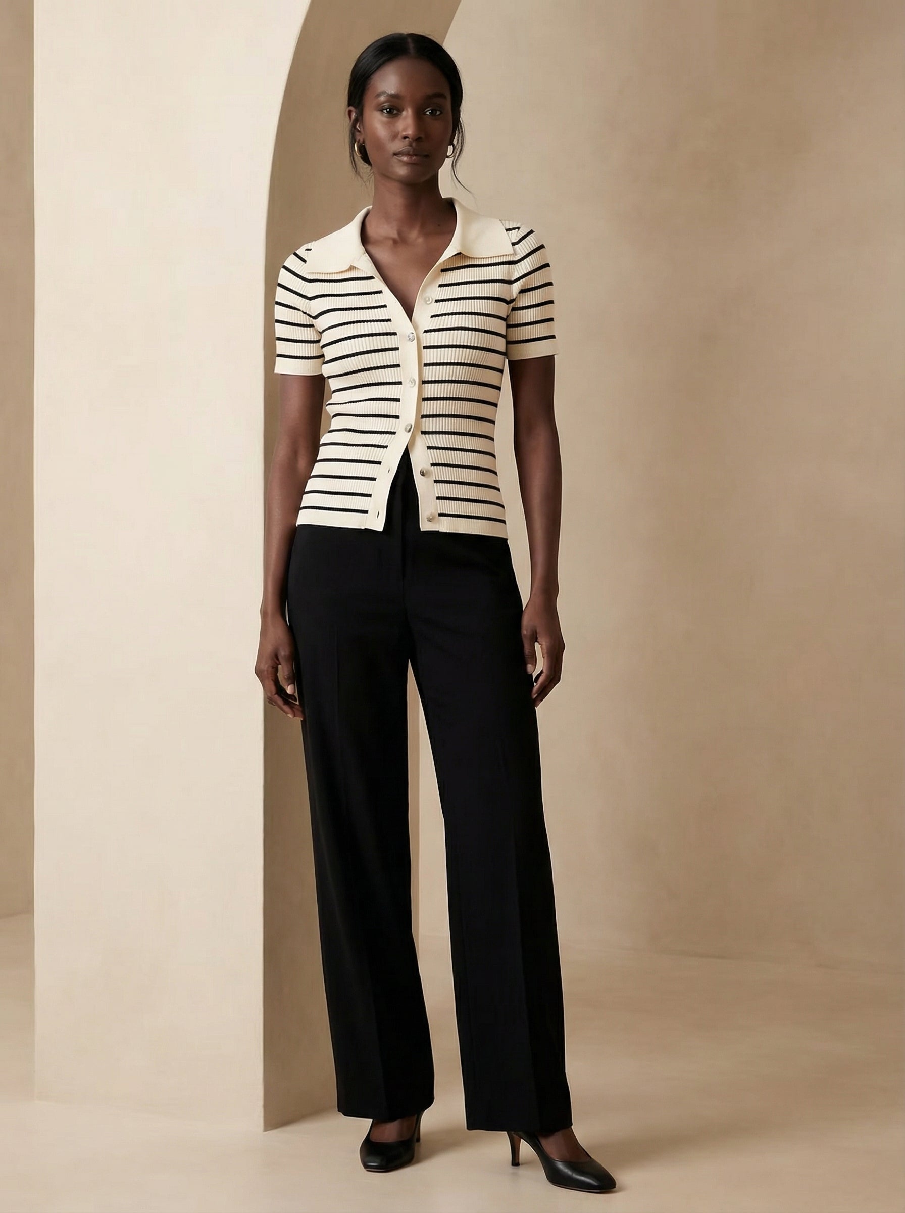 Women Beige-Black Lightweight Polo Cardigan